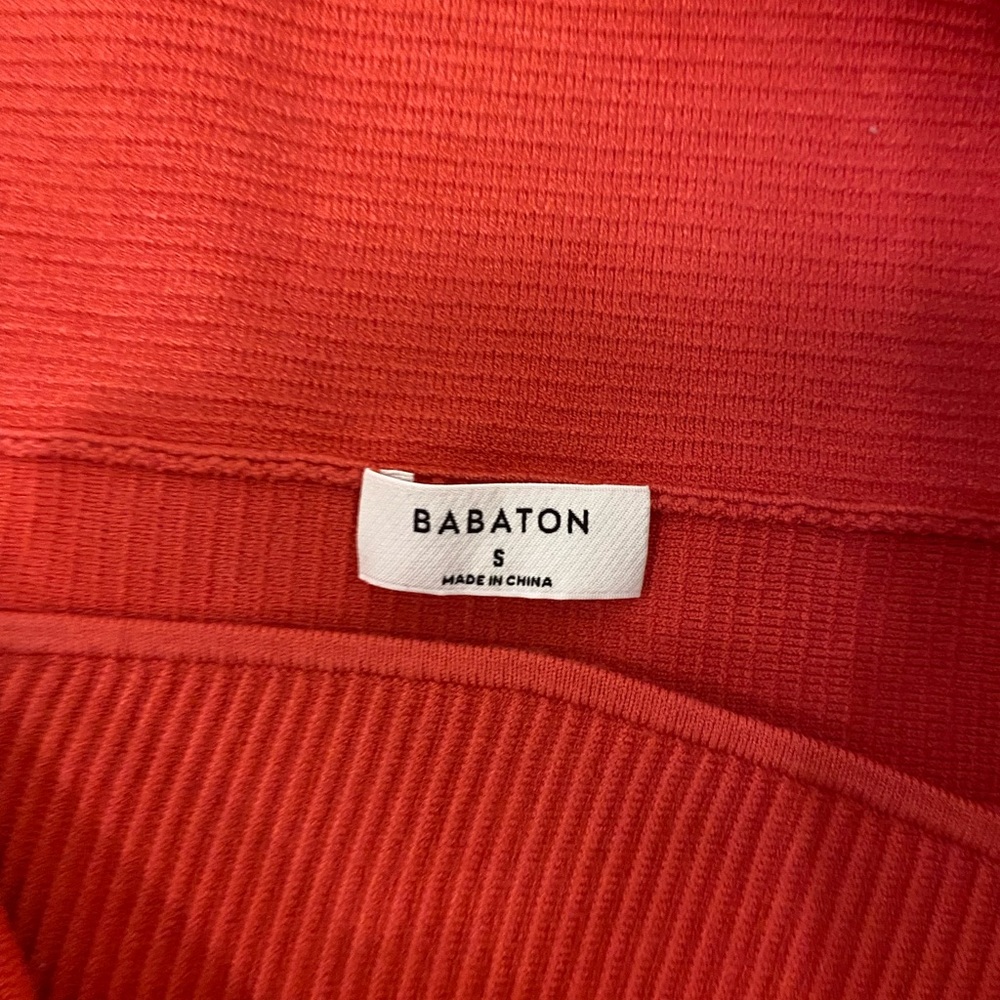 Aritzia Babaton Transcript Sleeveless Sweater - Cherry Red - Size Small - Picture 3 of 3